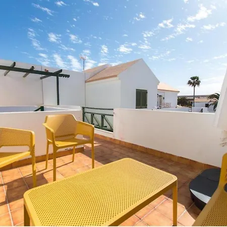 Caleta Contemporary Boho - Wifi, Private Balcony & Pool Appartement Caleta de Fuste